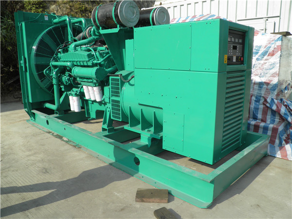 雨山出租发电机-进口柴油发电机组与国产柴油发电机组的区别